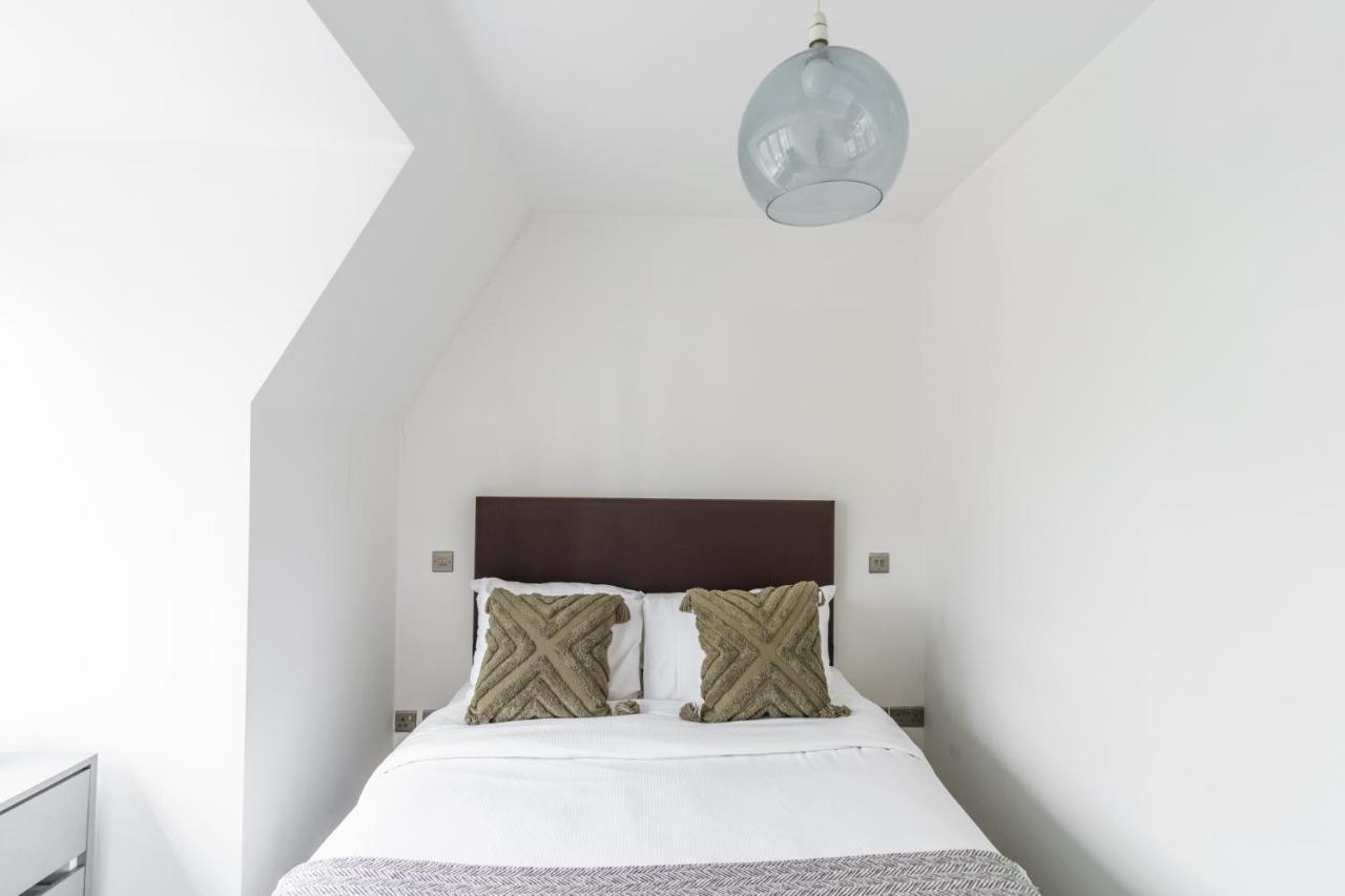 Top Floor Apartment High Street Kensington Londres Extérieur photo