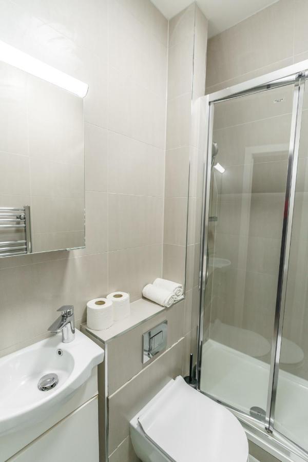 Top Floor Apartment High Street Kensington Londres Extérieur photo